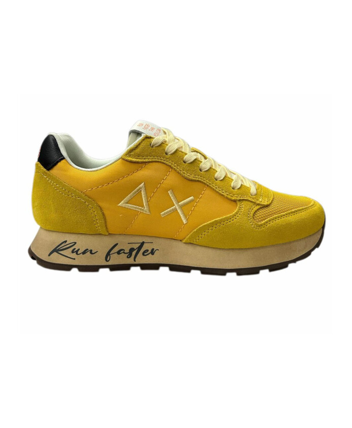 vintage-sneakers-with-run-faster-logo