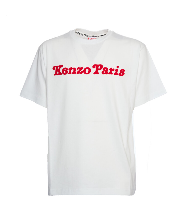 t-shirt-decontracte-avec-des-imprimes-classiques
