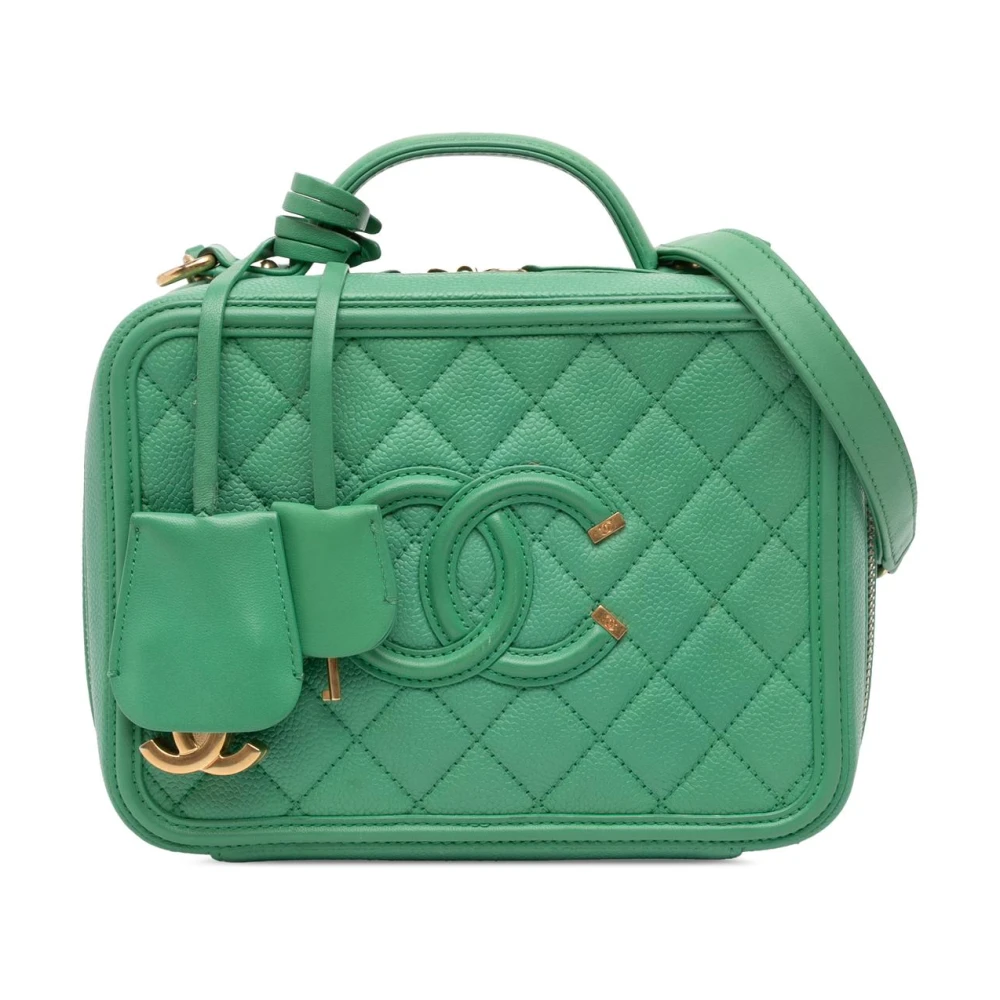 Chanel Vintage Women's Green Vintage Handbags, One Size, Pre-Owned Quilted Leather Vanity Case