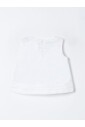 mouwloze-top-met-kanten-afwerking