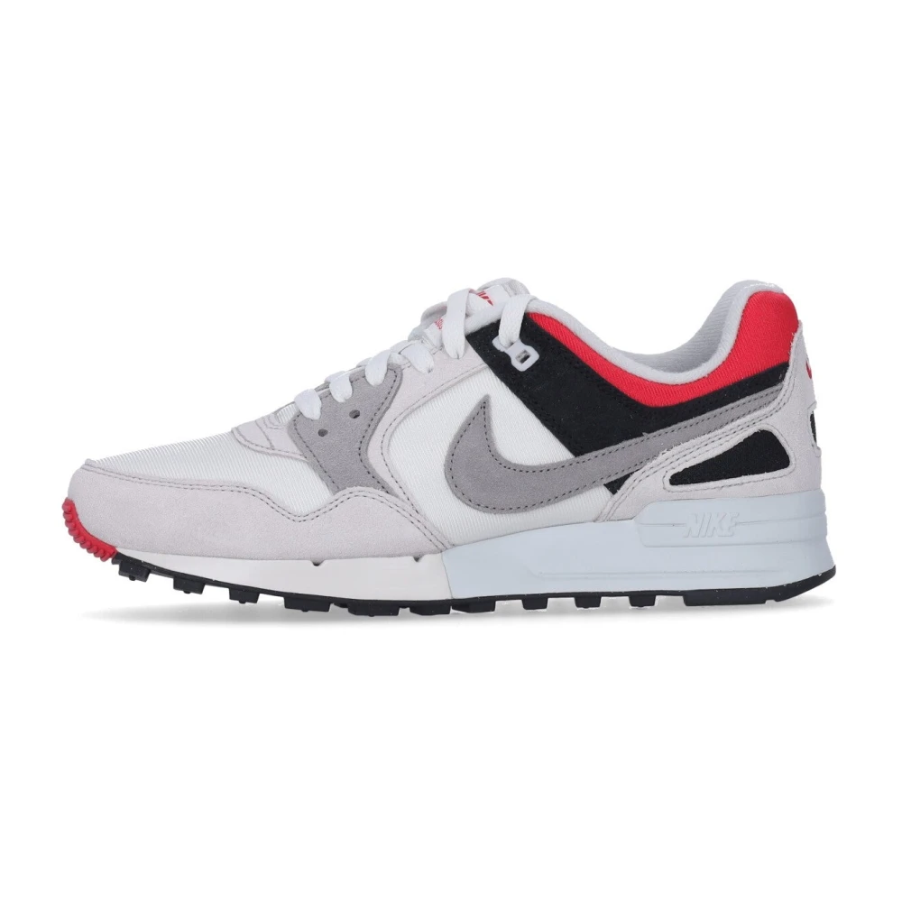 Nike - Shoes > Sneakers - Gray - Nike - Modalova