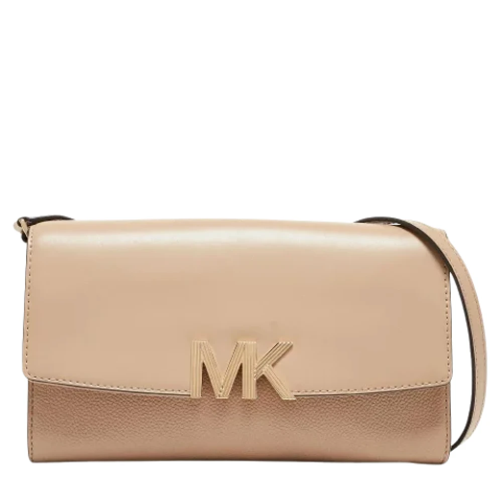 Michael Kors Pre-owned Leather clutches Beige Dames