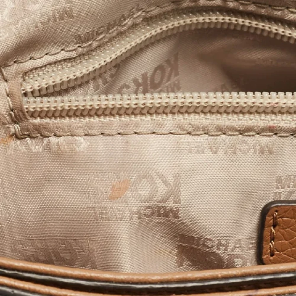 Michael Kors Pre-owned Leather crossbody-bags Beige Dames
