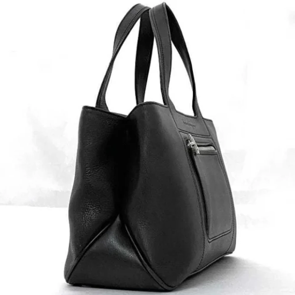 Salvatore Ferragamo Pre-owned Leather handbags Black Dames