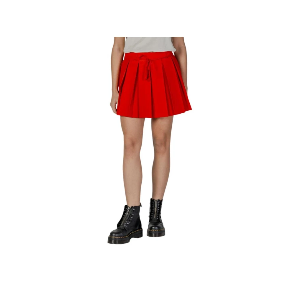Only Onlmarine Life Mw String Pleat Tlr Mini Skirt - Female - Short Skirts - Red - M - Skirts - Image 3