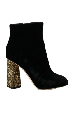 Ankelboots med klack och dragkedja