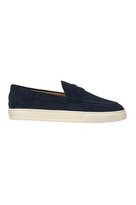 classic-leather-loafers-for-men