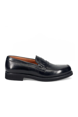 black-leather-moccasin-shoes