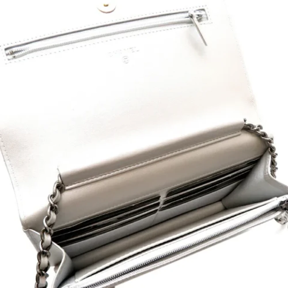 Chanel Vintage Pre-owned Leather shoulder-bags Gray Dames