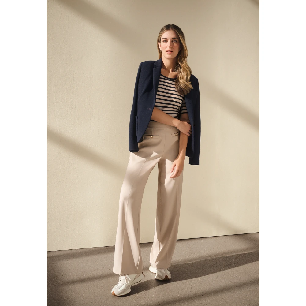 Betty Barclay Getailleerde korte blazer met reverskraag Blue Dames