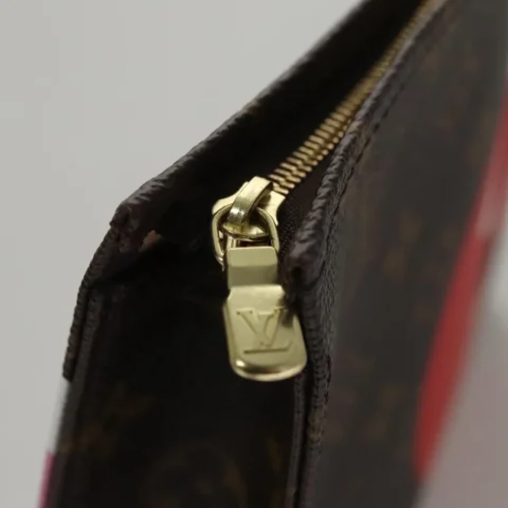 Louis Vuitton Vintage Pre-owned Canvas pouches Brown Dames