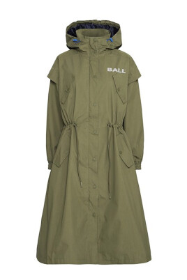 green-raincoat-with-hood-and-pockets