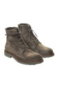 bottines-en-daim-de-couleur-boue