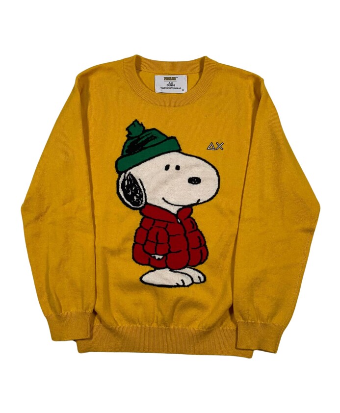 pull-jaune-avec-broderie