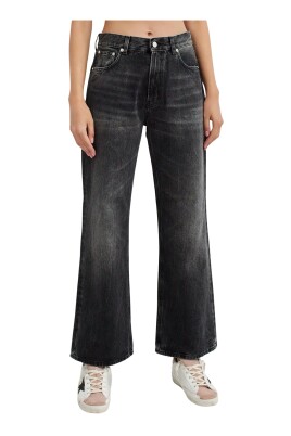 black-winona-asian-fit-jeans