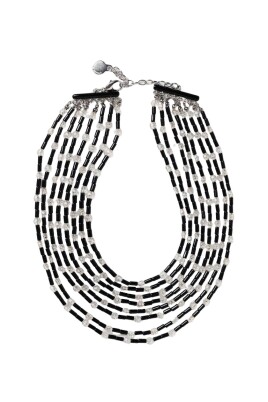 svart-parlhalsband