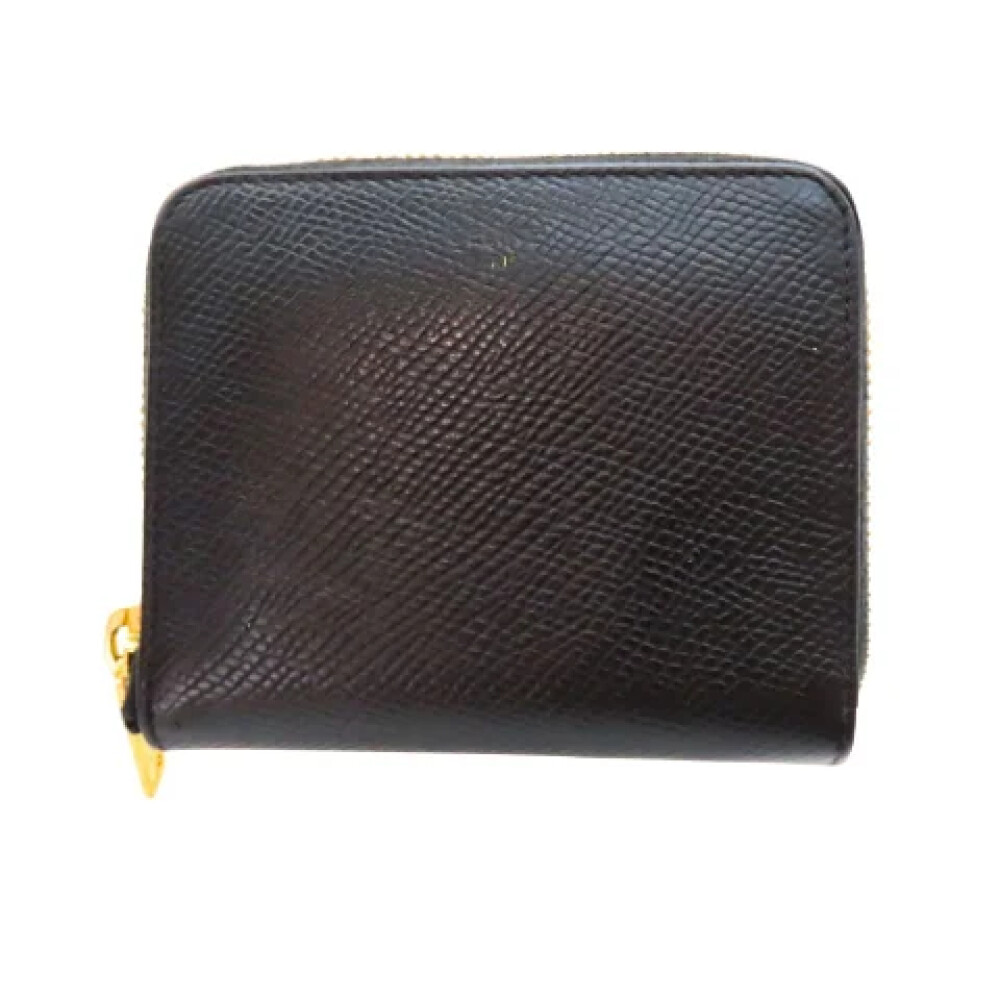 Shop fashion from Celine Vintage online on Miinto