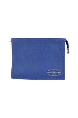 pre-owned-leather-clutches