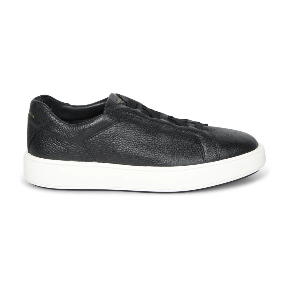 Officine Creative Zwarte Sneakers met Witte Zool Heren Schoenen
