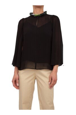 stylish-blouse-for-women