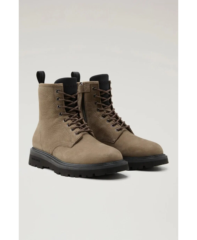 men-s-nubuck-city-boots