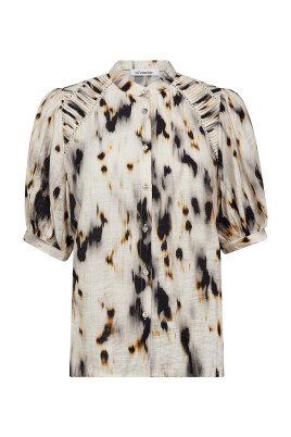 feminin-abstrakt-print-skjortblus