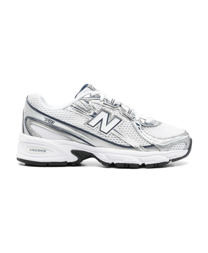 witte-mesh-sneakers-met-reflecterende-details