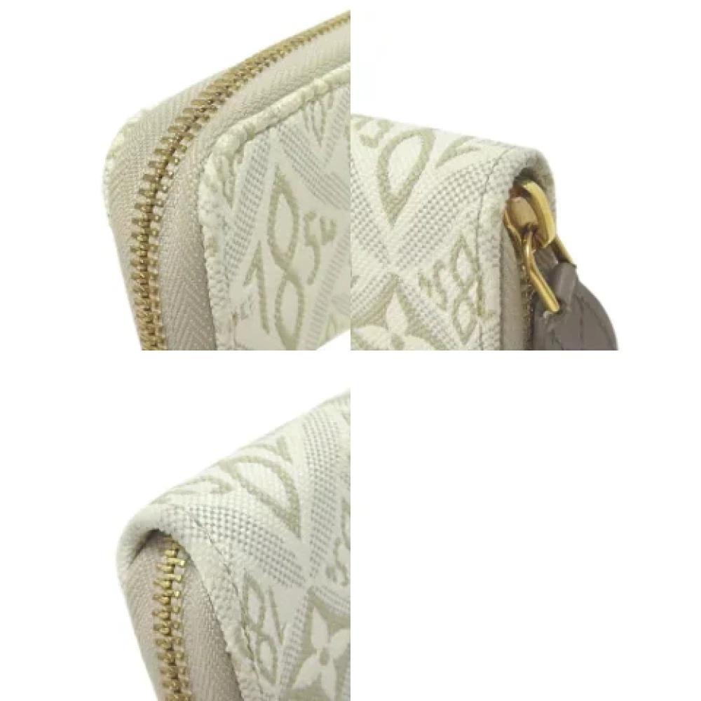 Louis Vuitton Vintage Pre-owned Canvas wallets Beige Dames