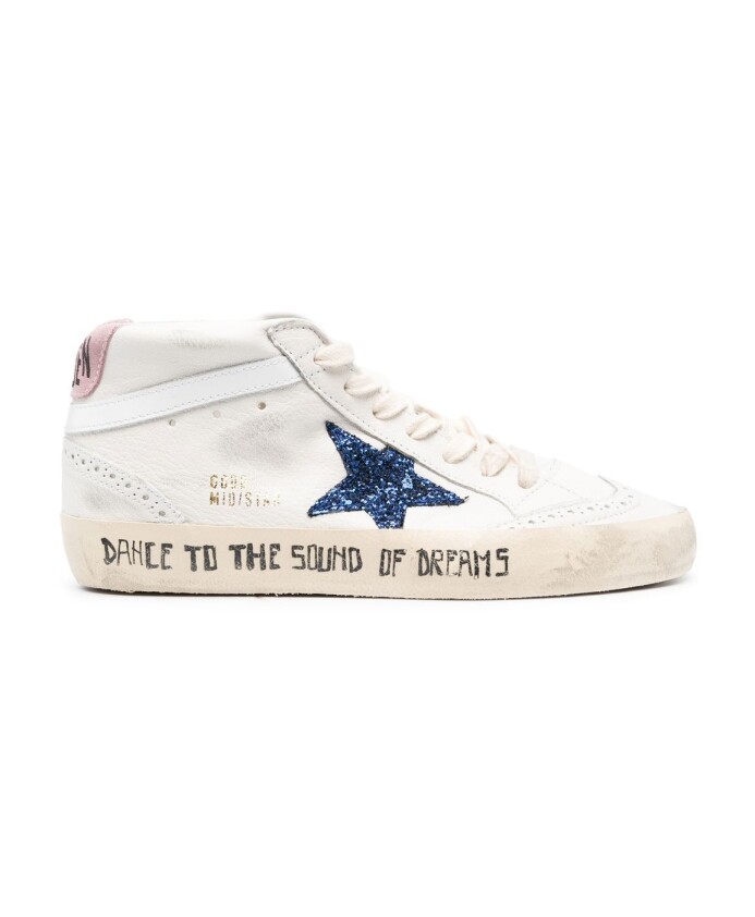 sneakers-avec-des-paillettes-et-un-effet-use
