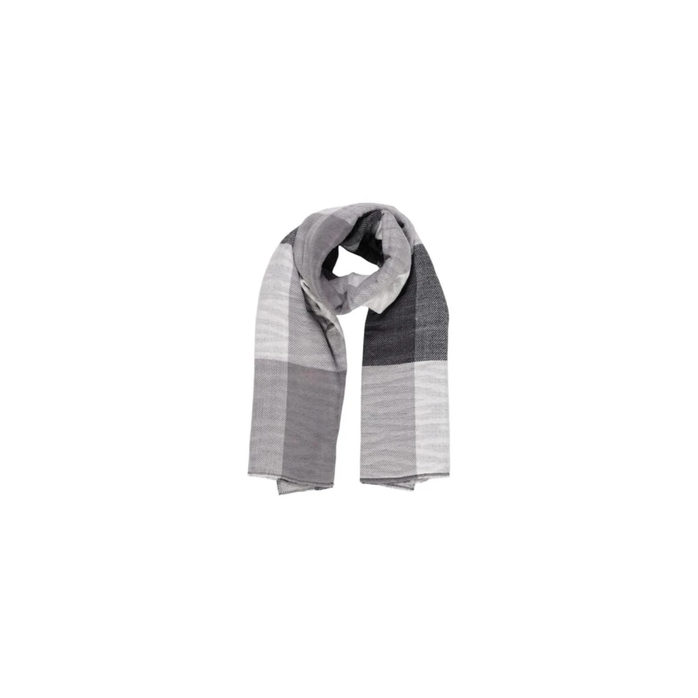 Pieces Women's Black Scarves, One Size, Eco-Friendly Gray Plaid Scarf