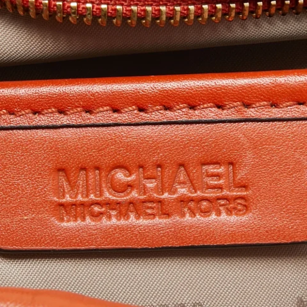 Michael Kors Pre-owned Coated canvas shoulder-bags Orange Dames