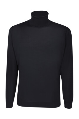 blue-knitwear-aw23-stylish-classic-pullover