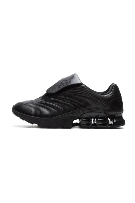 Megaride Core Black Futuristiska Skor
