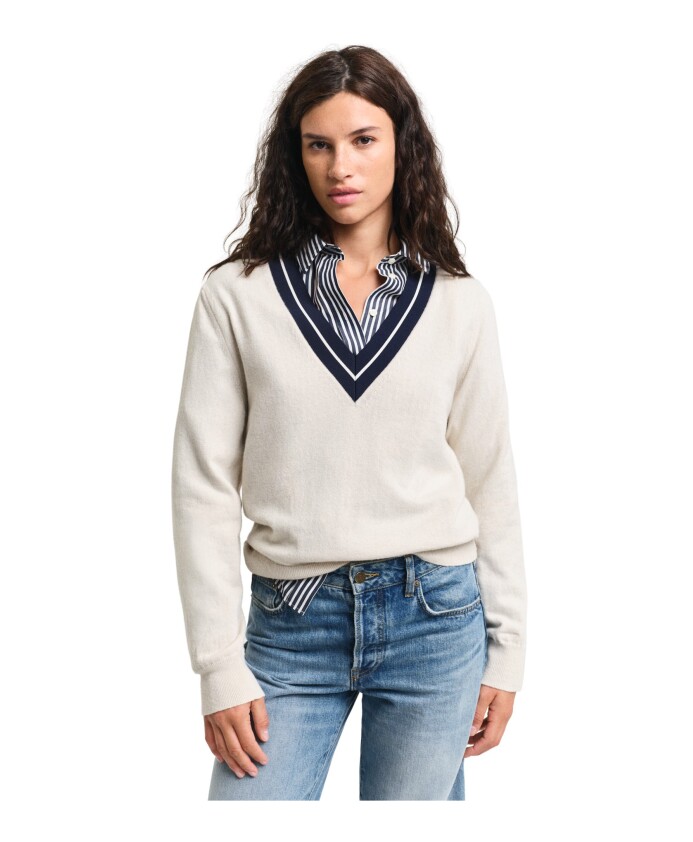 pull-contrastant-a-col-en-v