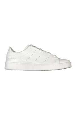 white-leather-low-top-sneakers