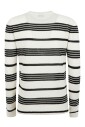 pull-en-tricot-boucle-texture