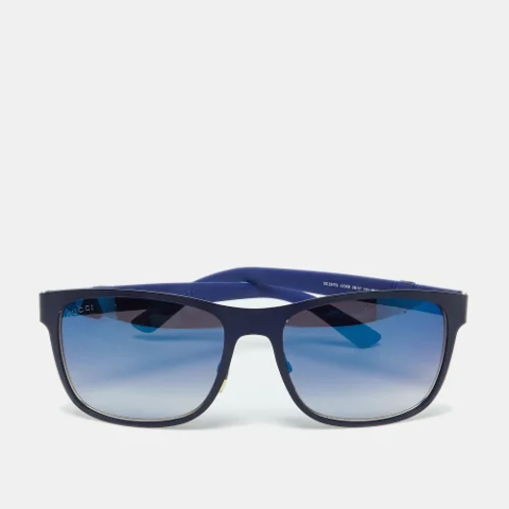 Gucci Vintage Pre-owned Fabric sunglasses Gray Dames