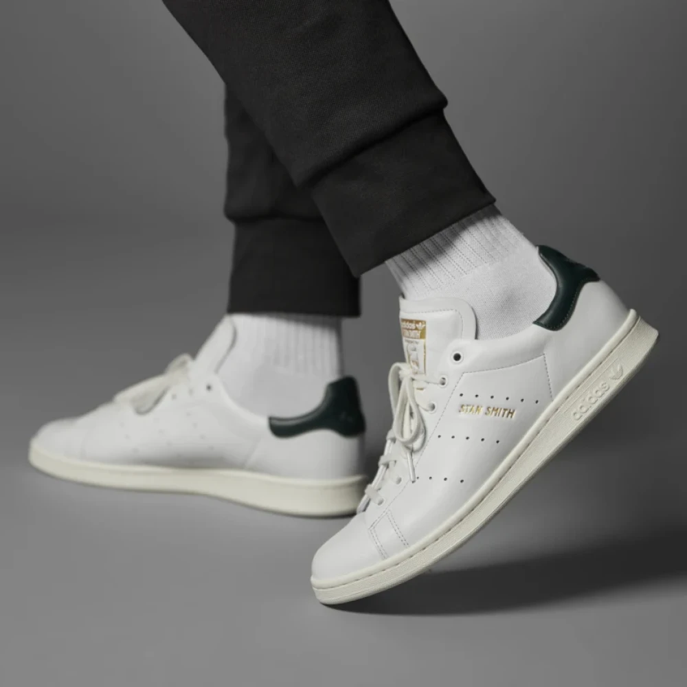 Adidas star top smith
