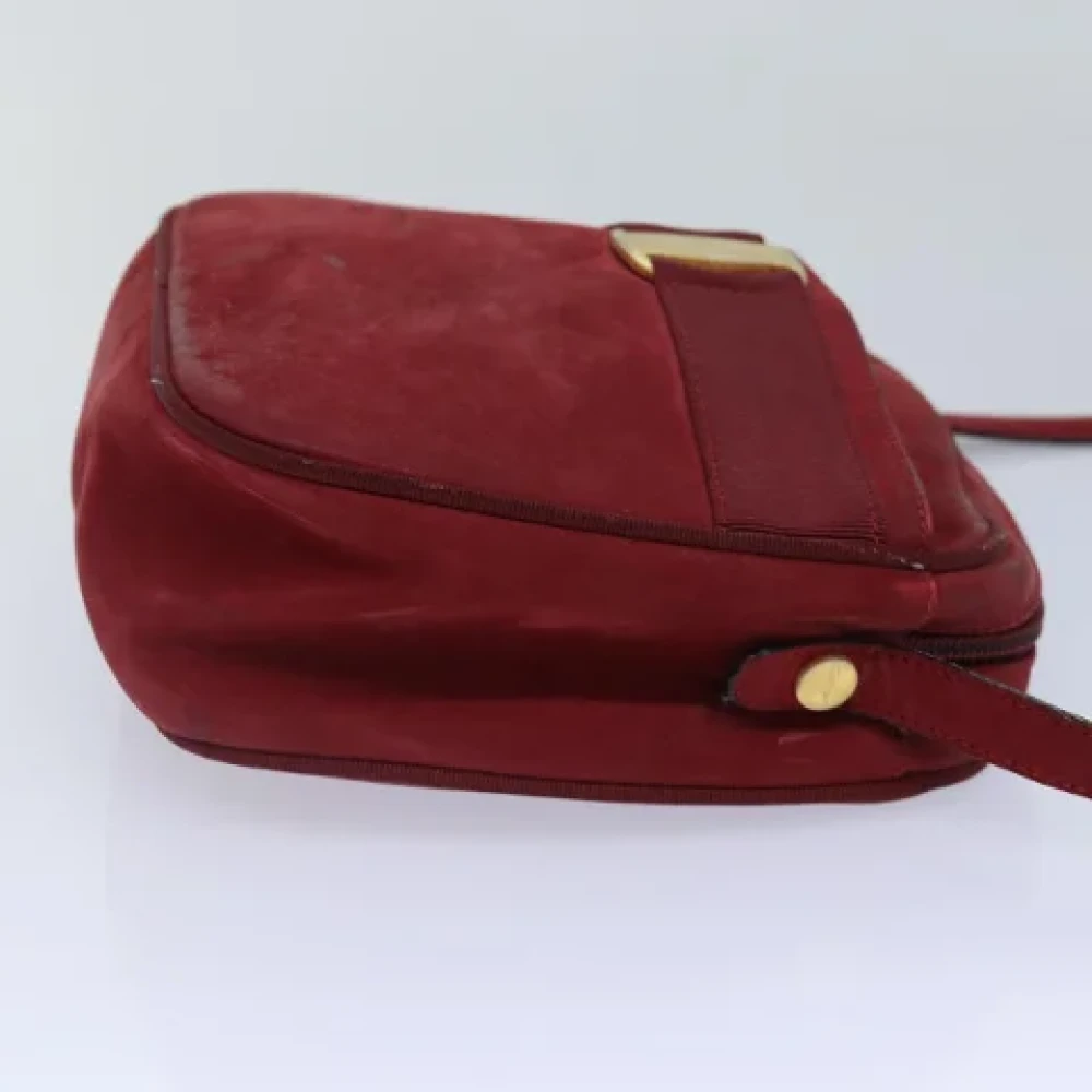 Salvatore Ferragamo Pre-owned Suede shoulder-bags Red Dames