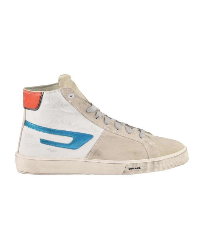 baskets-en-cuir-a-semelle-en-caoutchouc