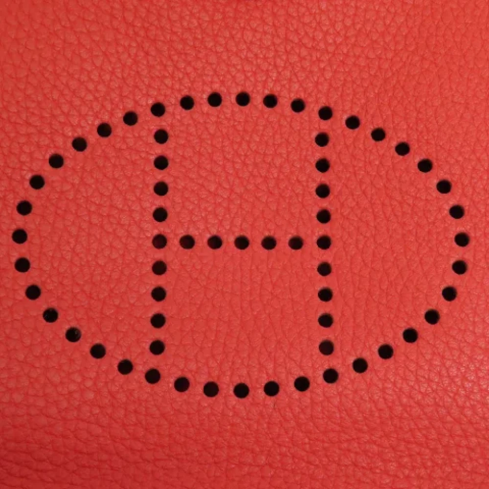 Hermès Vintage Pre-owned Fabric shoulder-bags Red Dames