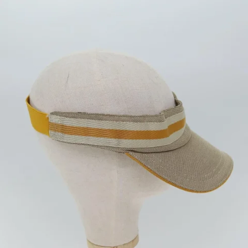 Gucci Vintage Pre-owned Canvas hats Beige Dames