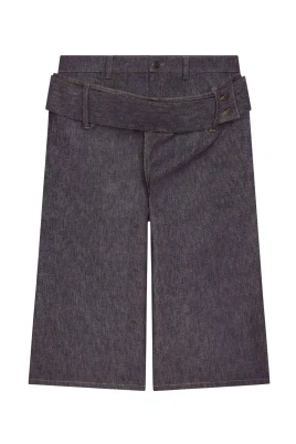 Dubbelbältade jeansshorts