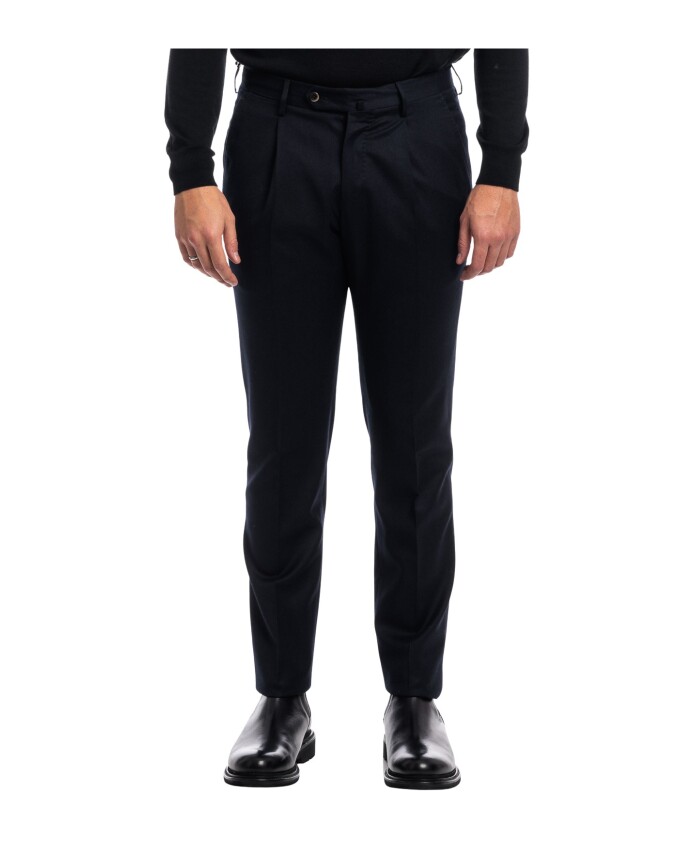 slim-fit-pantalone