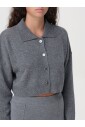 pull-en-laine-a-devant-ouvert