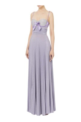 gown