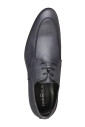 laced-shoes