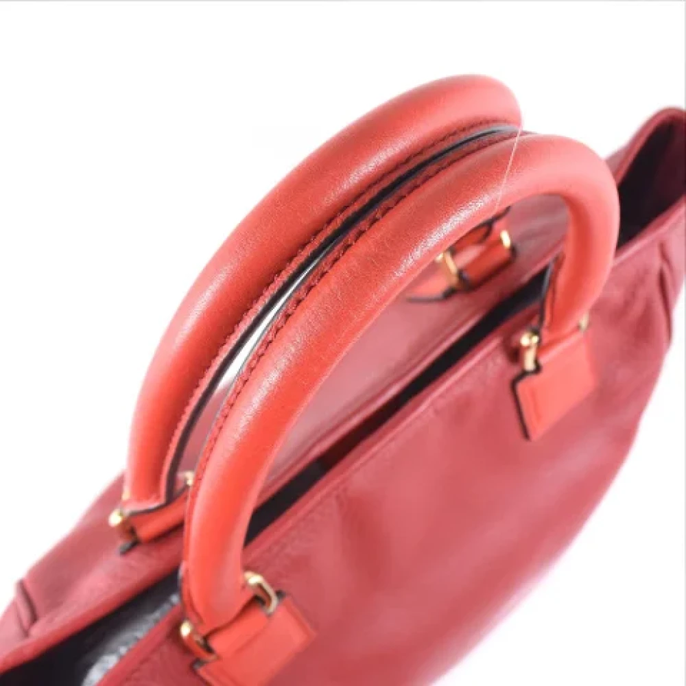 Loewe Pre-owned Leather shoulder-bags Red Dames