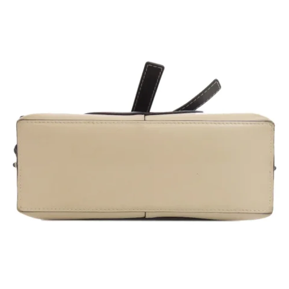 Loewe Pre-owned Leather handbags Black Dames