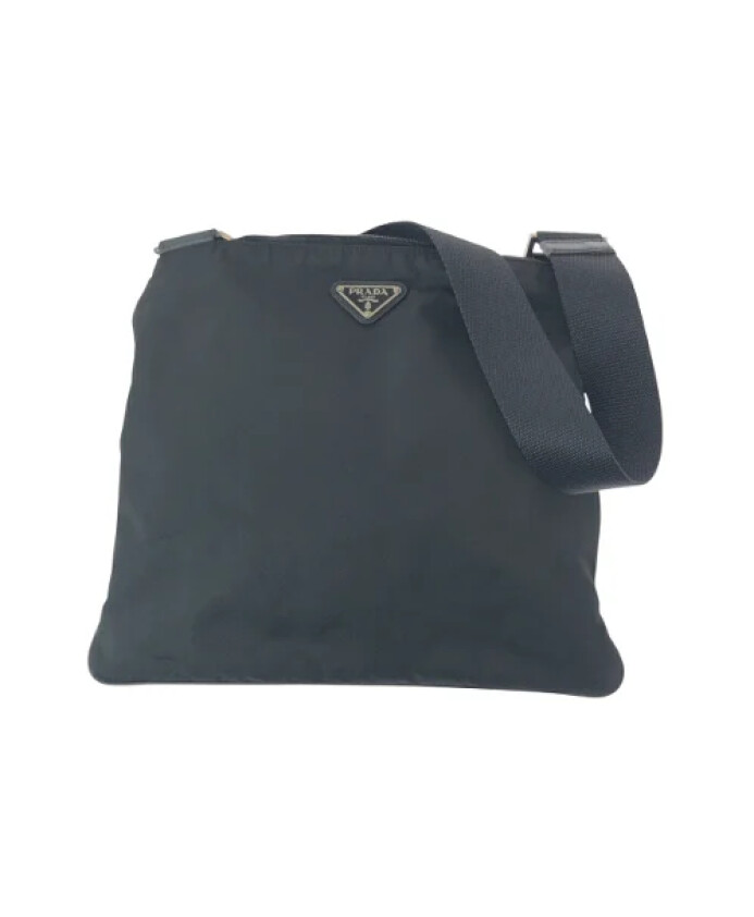 pre-owned-nylon-sacs-prada
